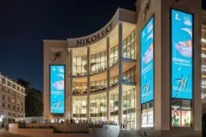 control Media facades