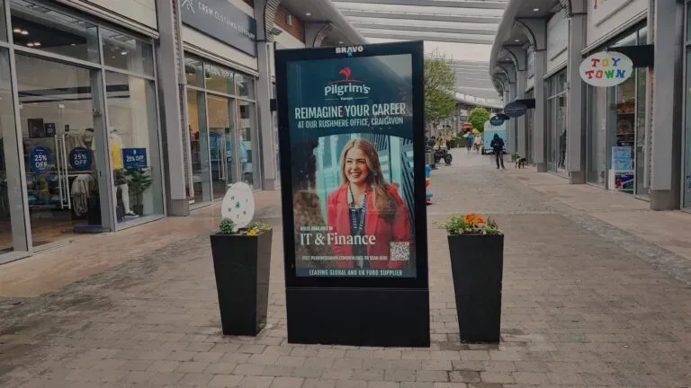 How to promote niche products through digital out-of-home advertising in 2025