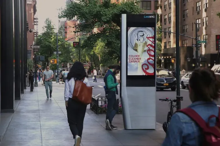 Organization of interactive advertising campaigns with Digital Signage increases memorability by 55%
