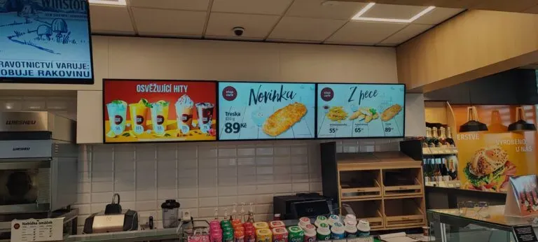 Digital menu: 5 переваг віддаленого управління контентом на екранах через CMS