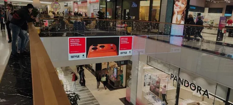 Digital Signage: 6 cases of successful digital screen implementations in retail
